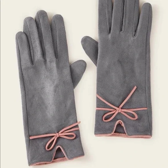 SHEIN embroidered suede gloves - Picture 3 of 9